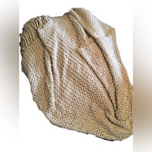 Cozy Knit Throw Blanket